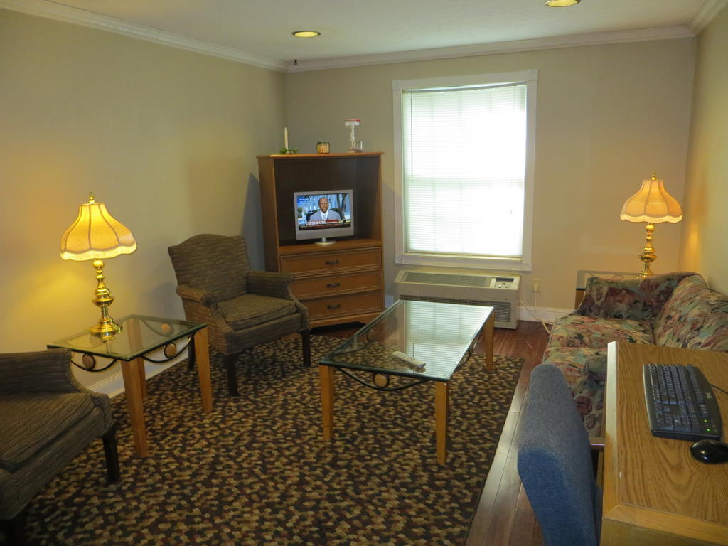 Americourt Hotel And Suites - Elizabethton Esterno foto